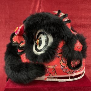 Liondance red black